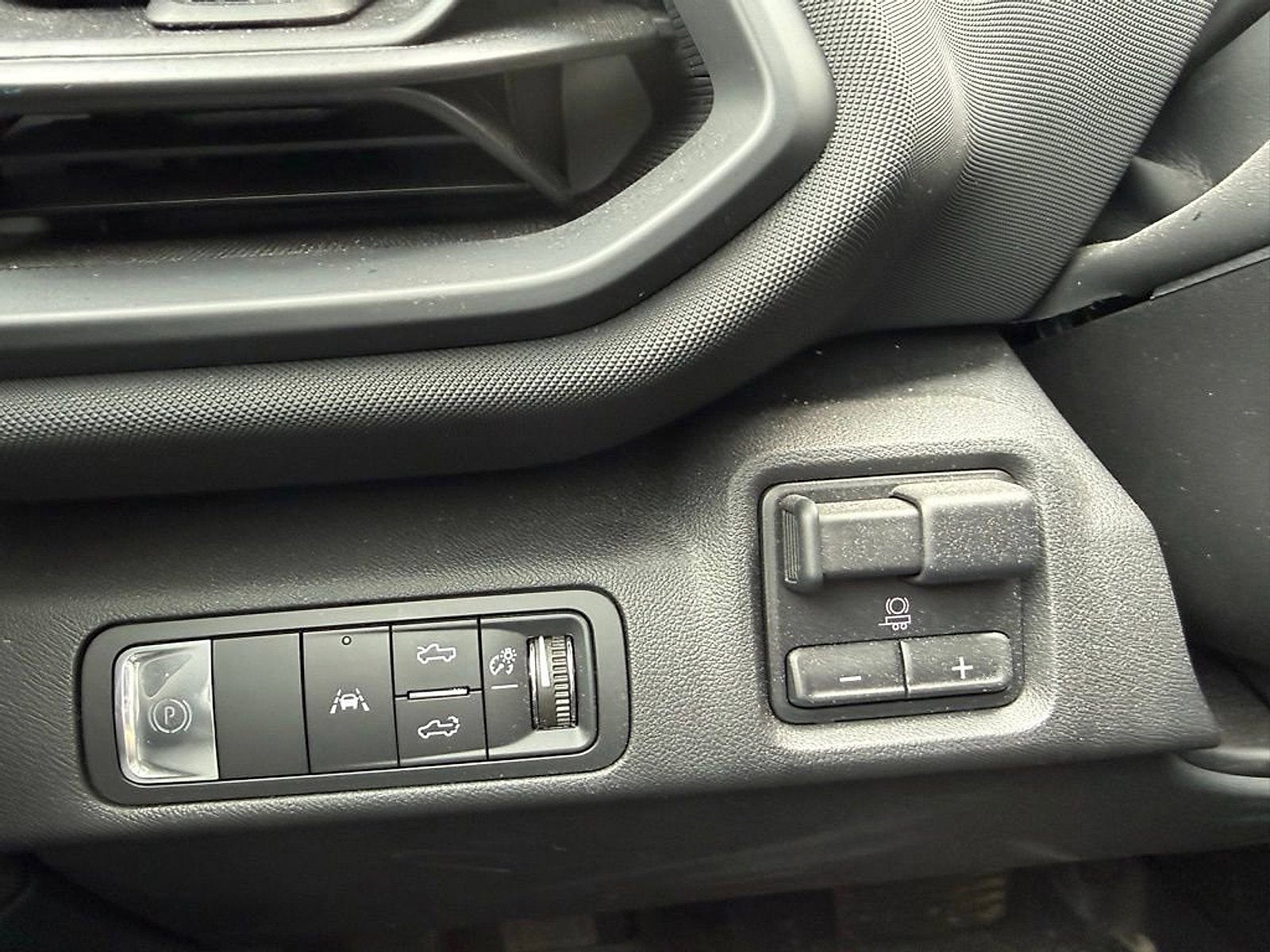 2025 Chevrolet Silverado EV LT - Extended Range