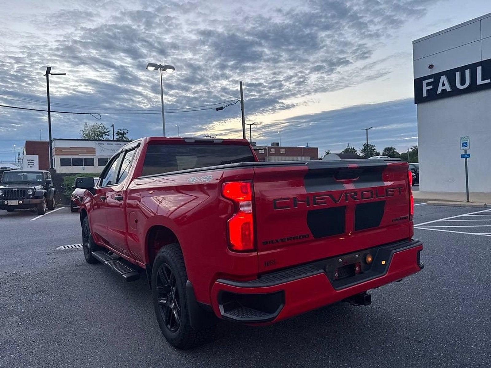 2021 Chevrolet Silverado 1500 Custom