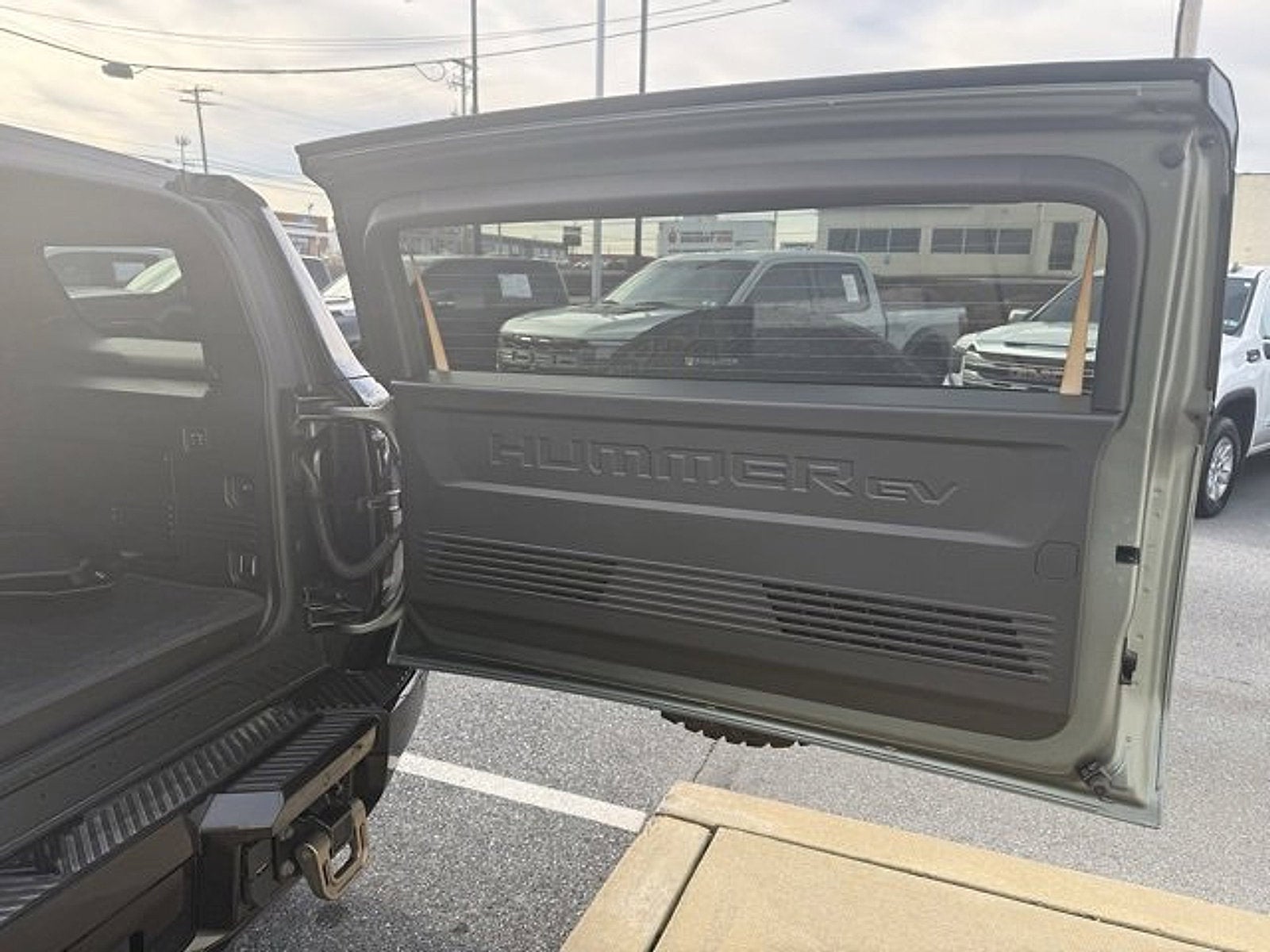 2024 GMC HUMMER EV SUV 3X