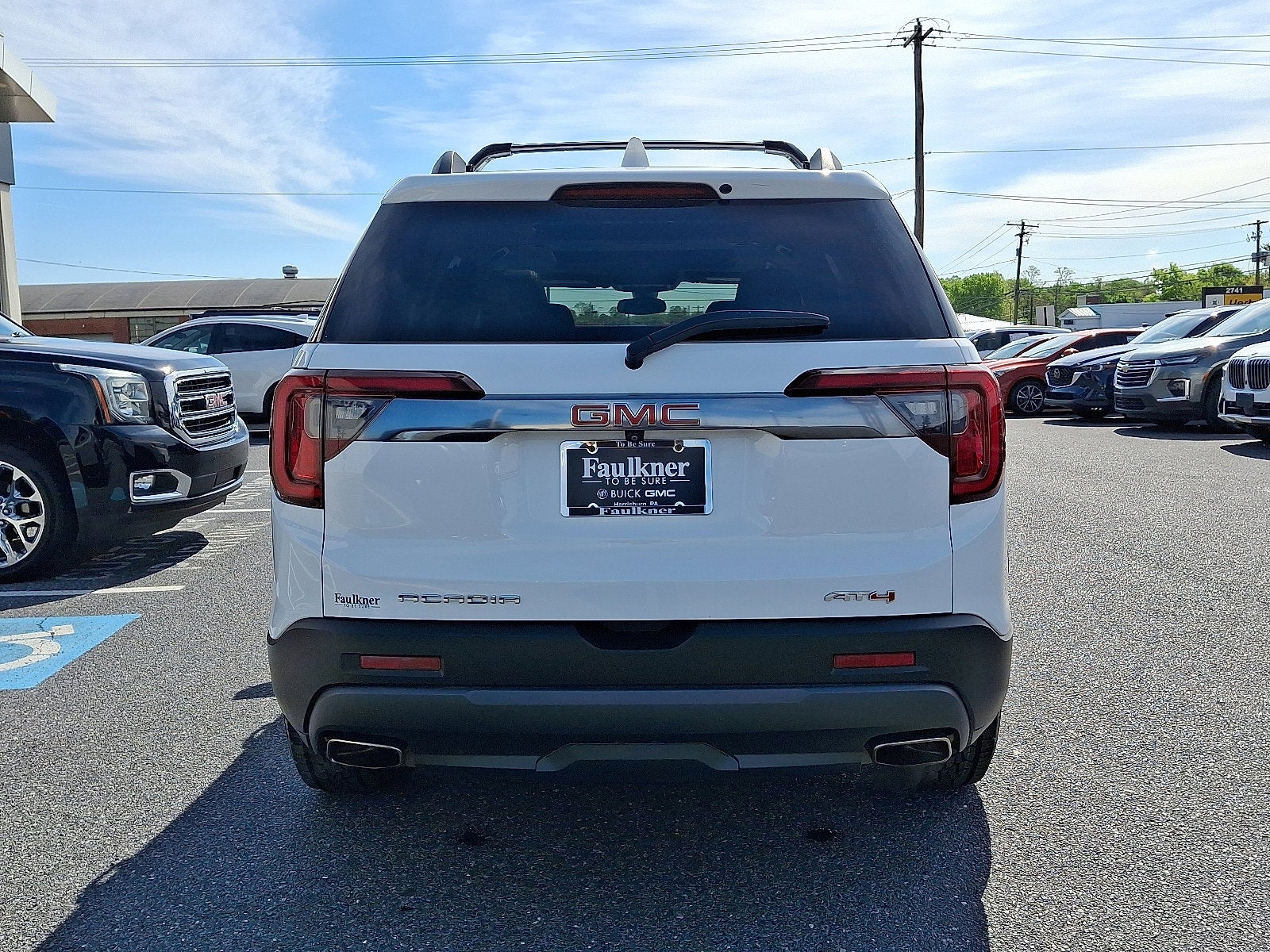 2023 GMC Acadia AT4