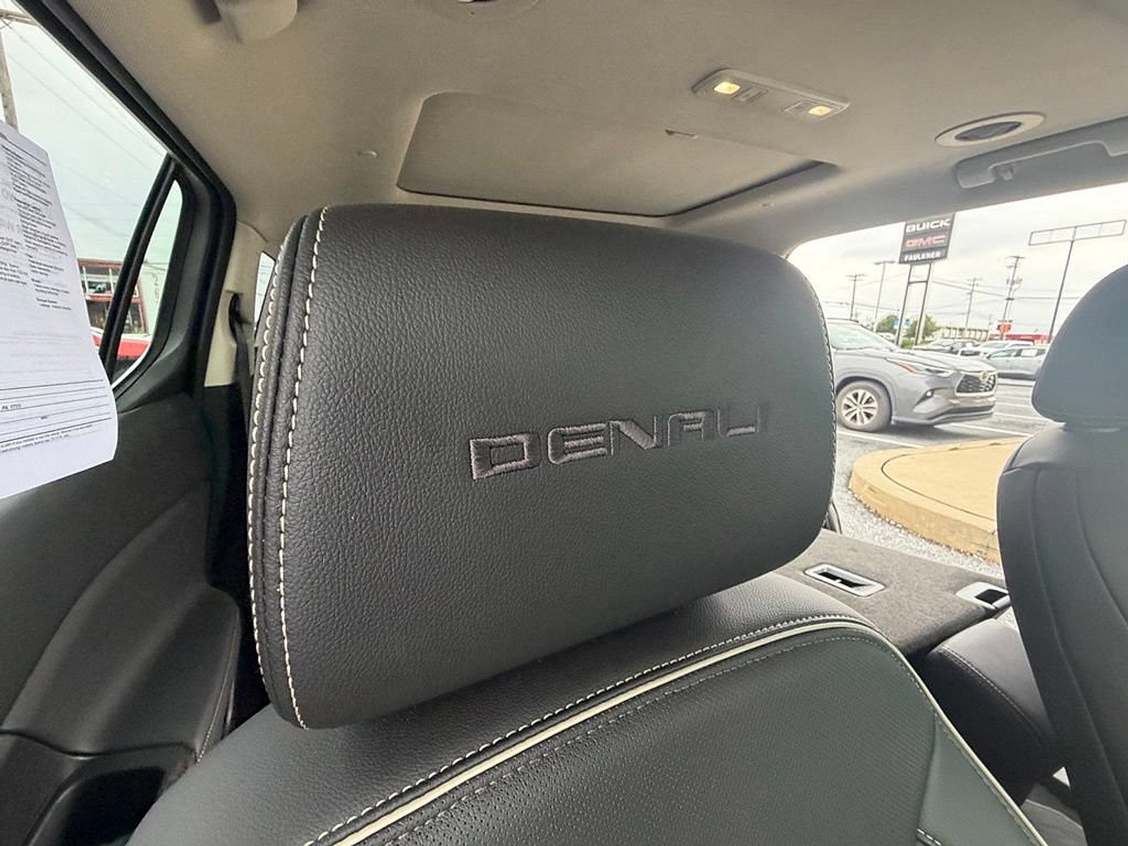 2023 GMC Acadia Denali