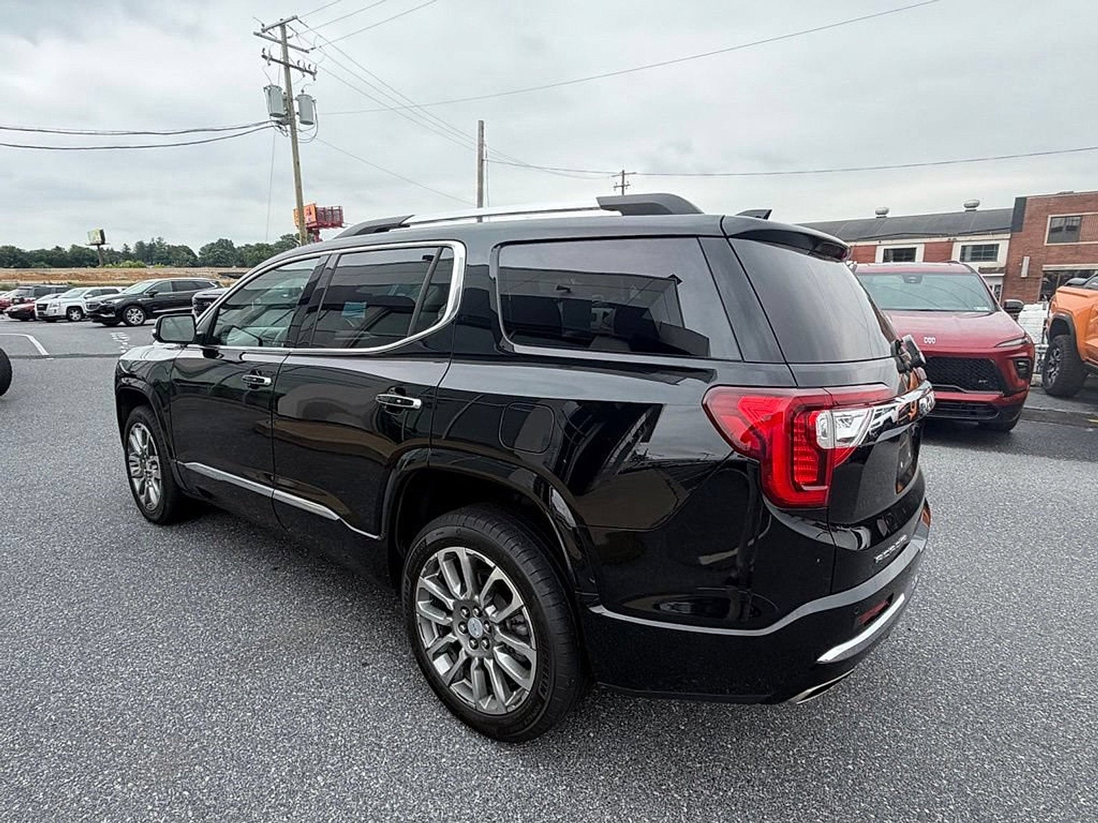 2023 GMC Acadia Denali