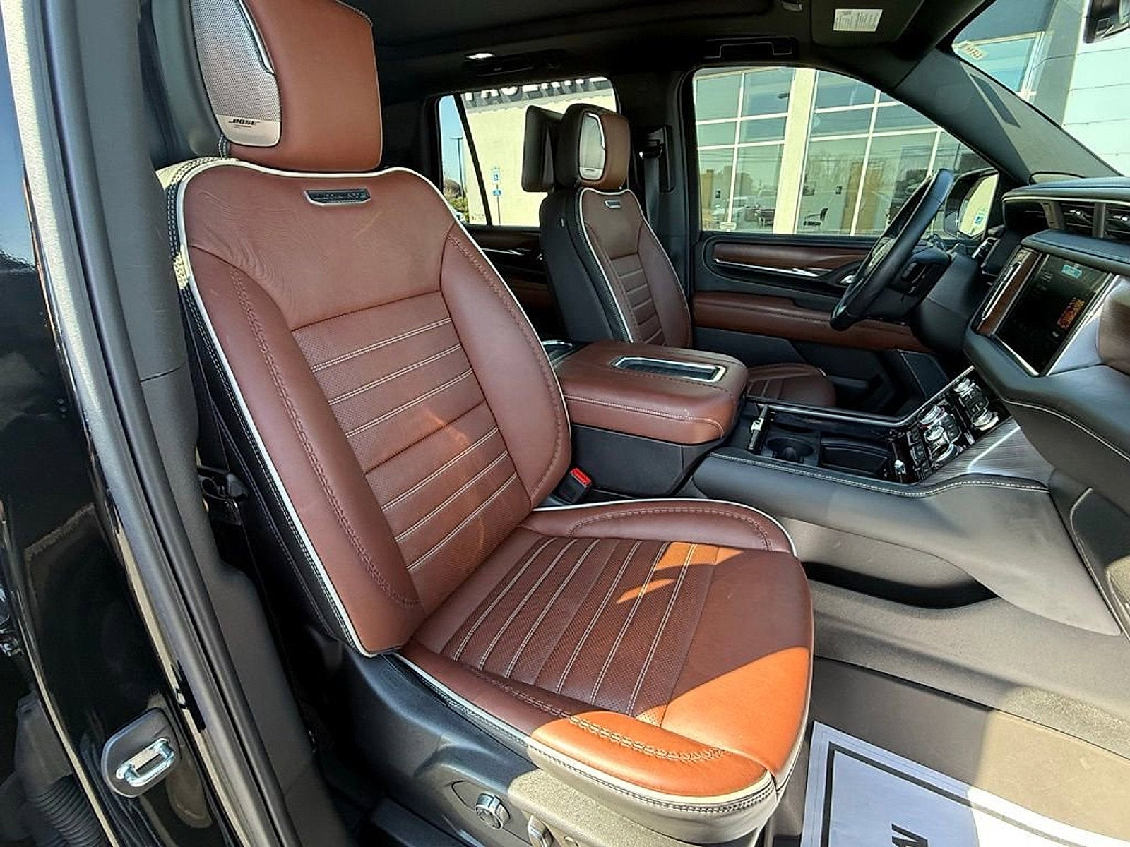 2023 GMC Yukon Denali Ultimate