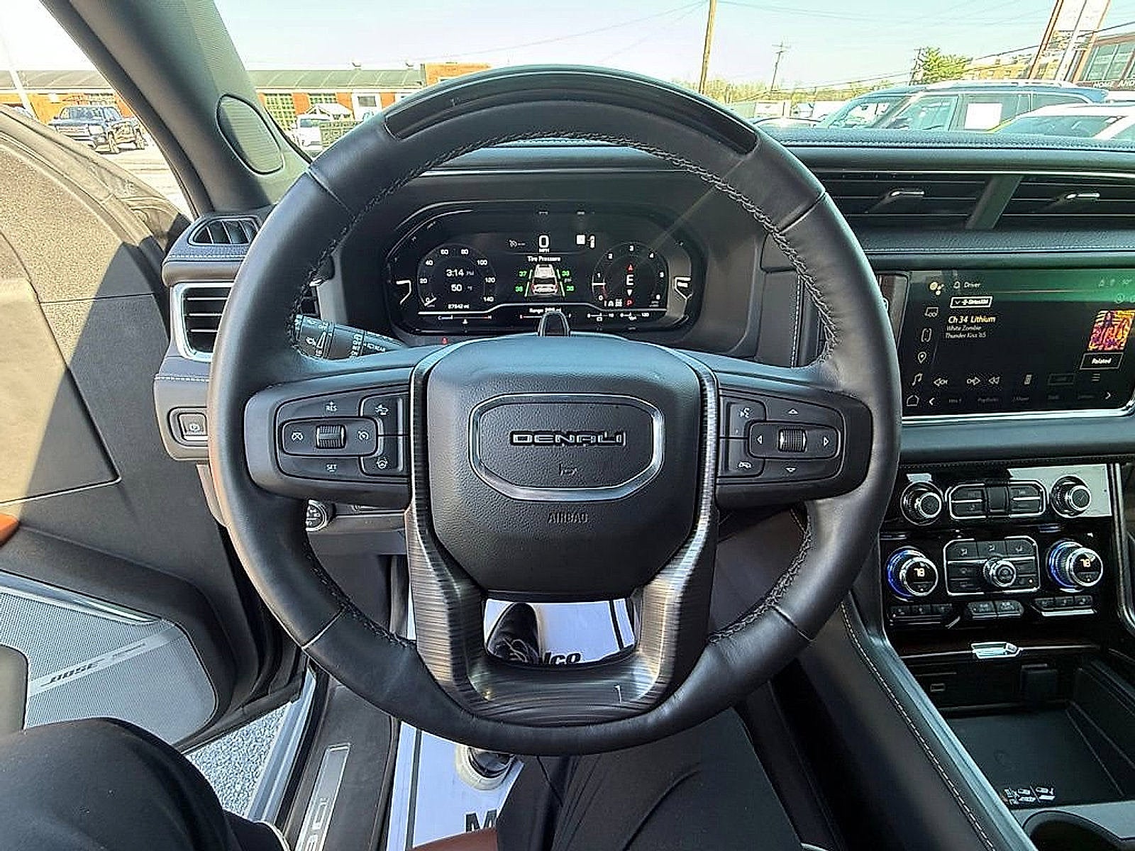 2023 GMC Yukon Denali Ultimate