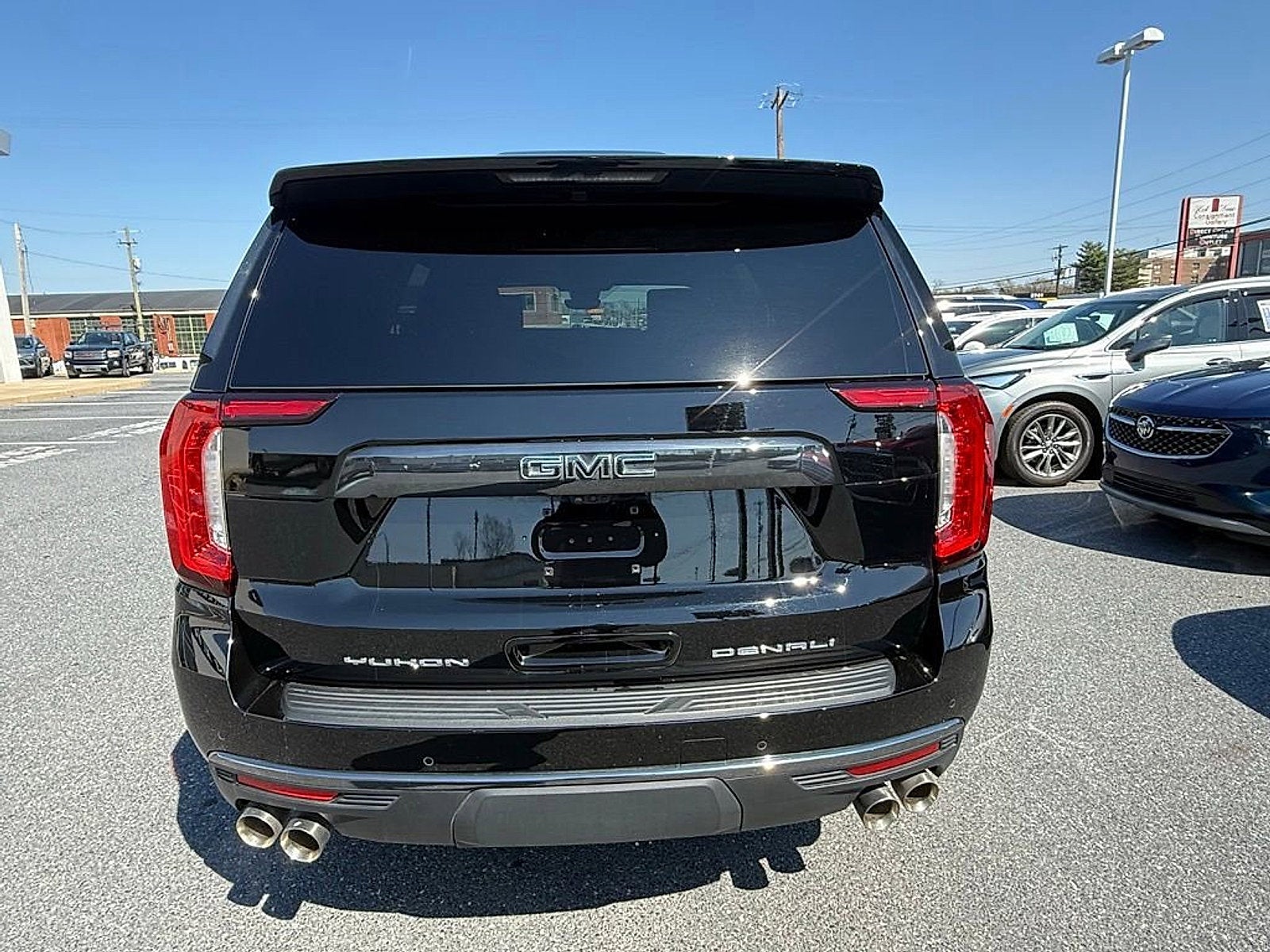 2023 GMC Yukon Denali Ultimate