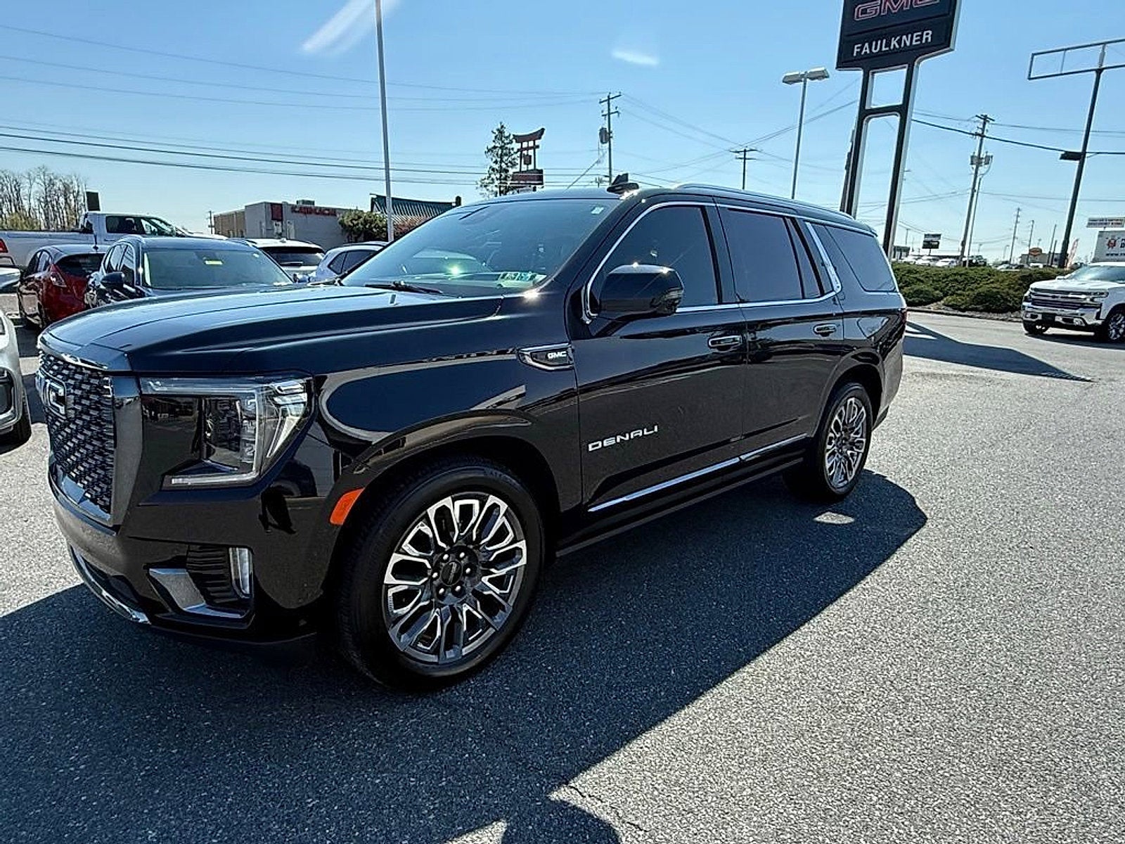 2023 GMC Yukon Denali Ultimate