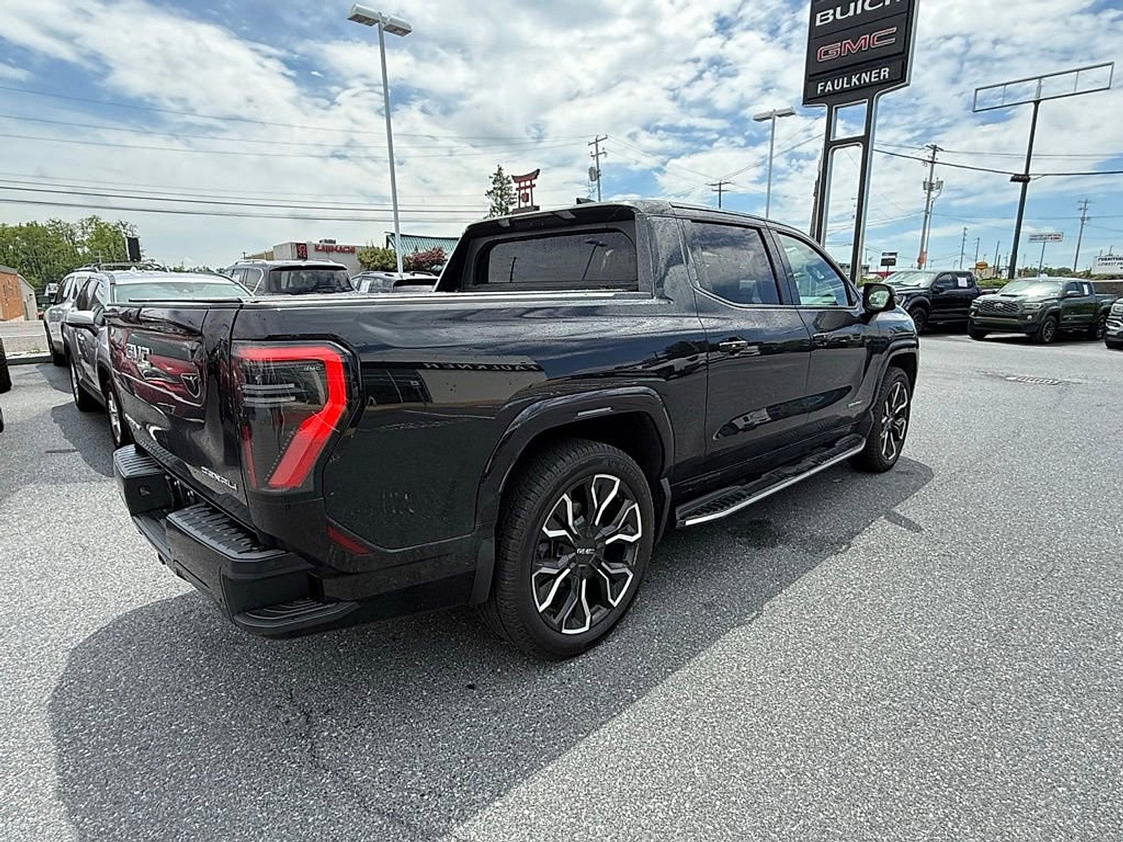 2025 GMC Sierra EV Extended Range Denali