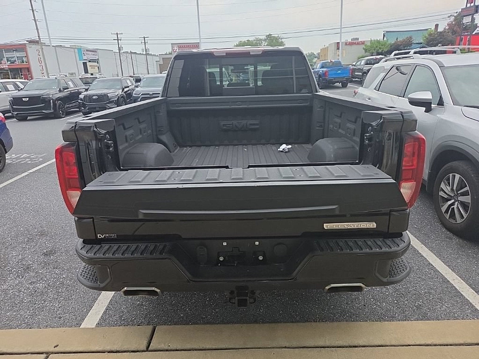 2023 GMC Sierra 1500 Elevation