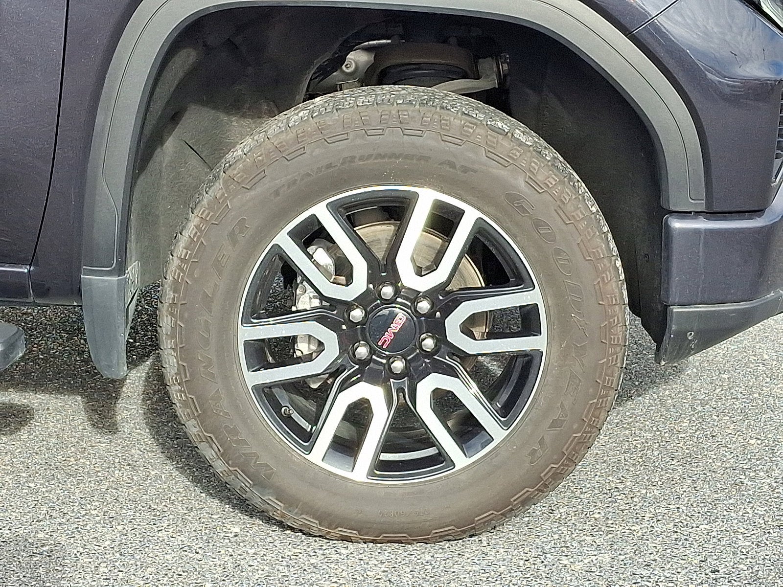 2023 GMC Sierra 1500 AT4