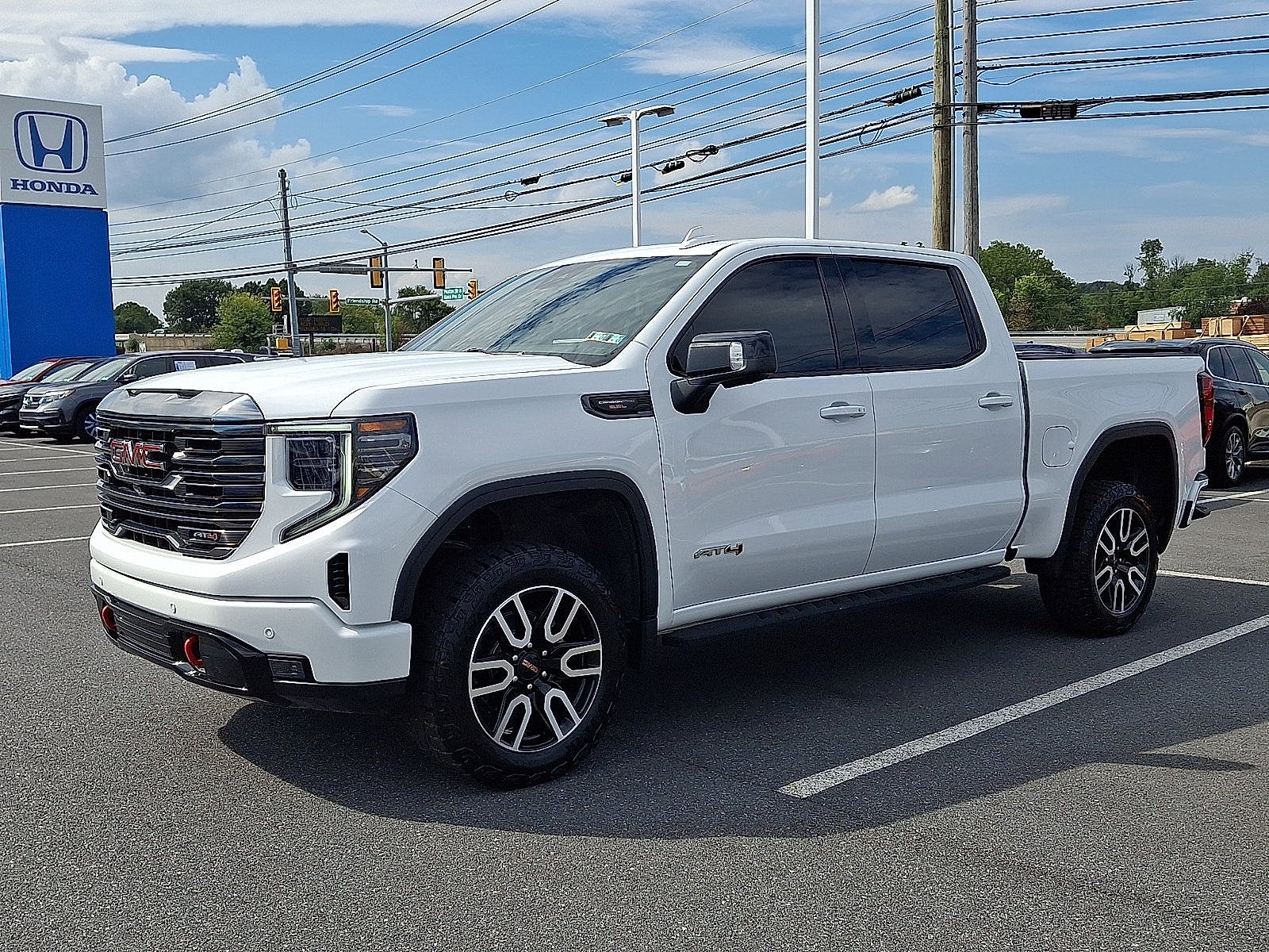 2023 GMC Sierra 1500 AT4