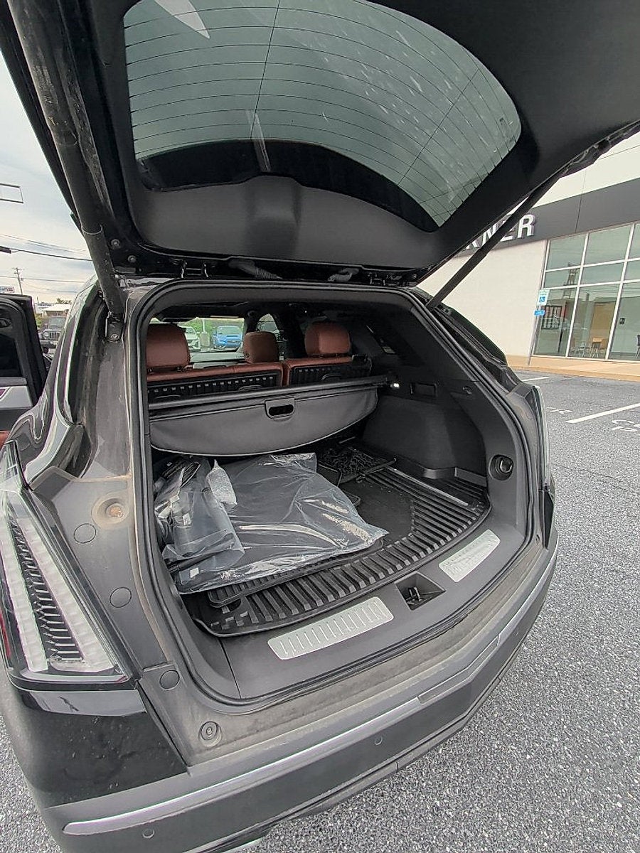 2025 Cadillac XT5 Sport