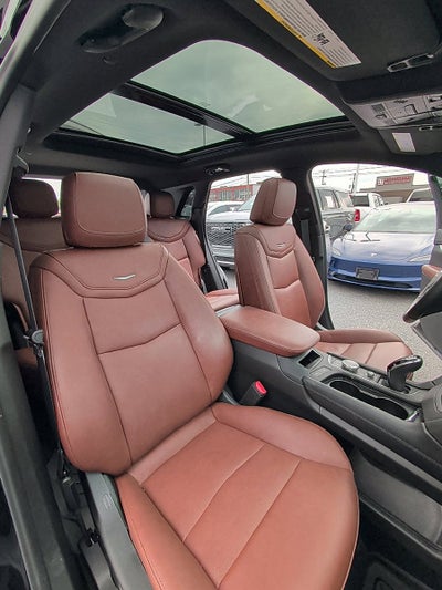 2025 Cadillac XT5 Sport