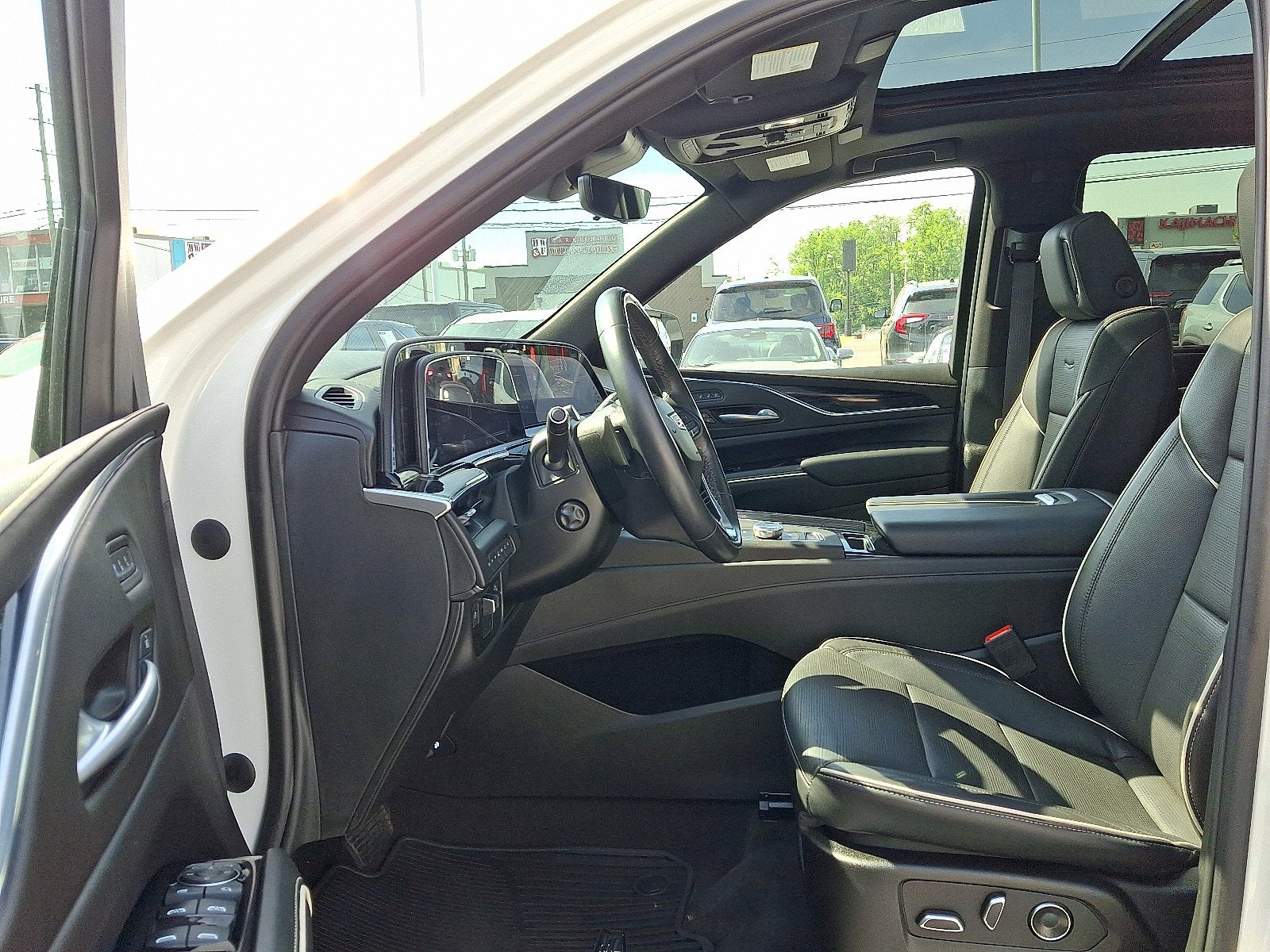 2023 Cadillac Escalade Sport