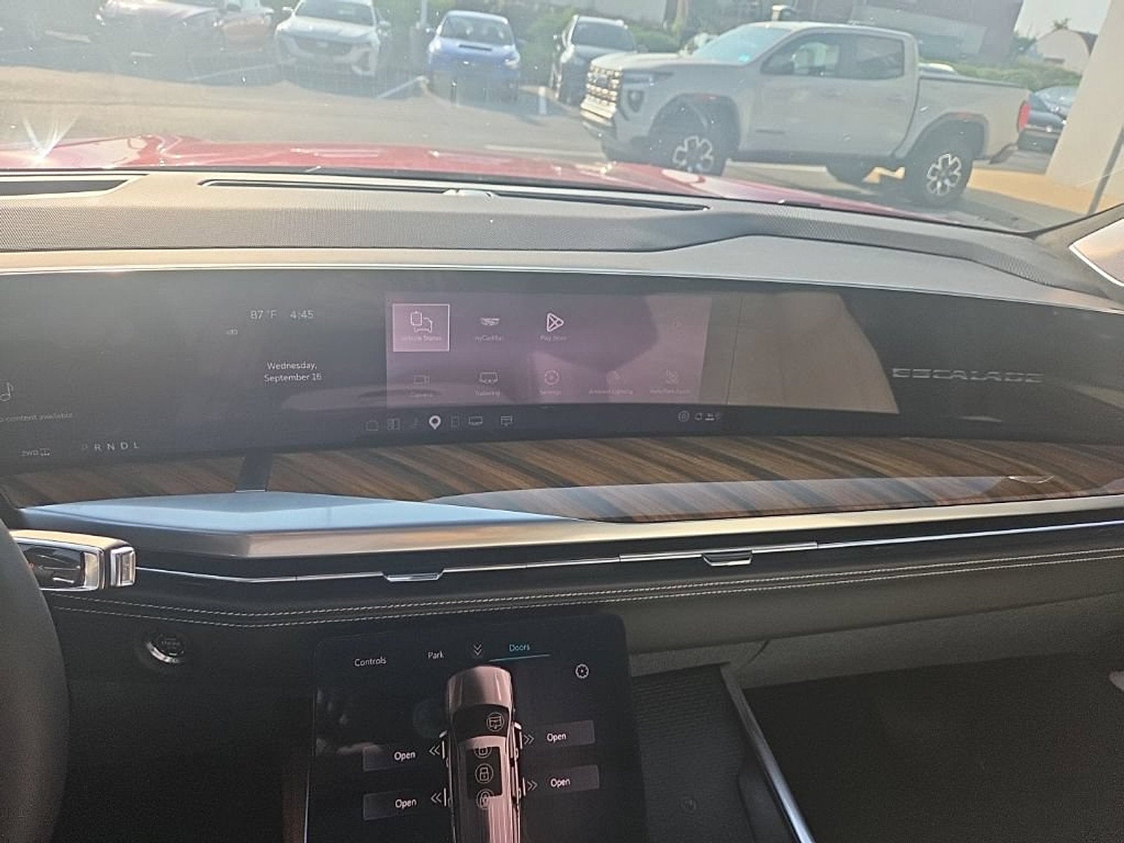 2026 Cadillac Escalade Platinum Sport