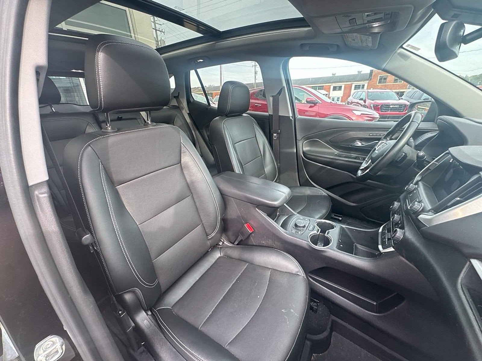 2023 GMC Terrain SLT