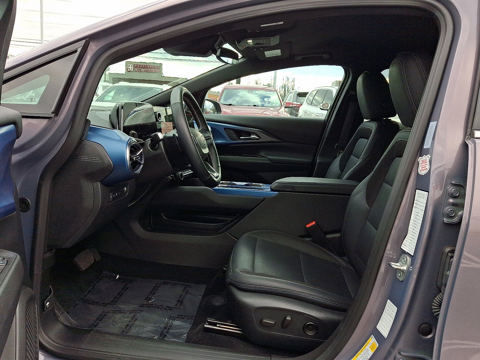 2025 Chevrolet Equinox EV LT