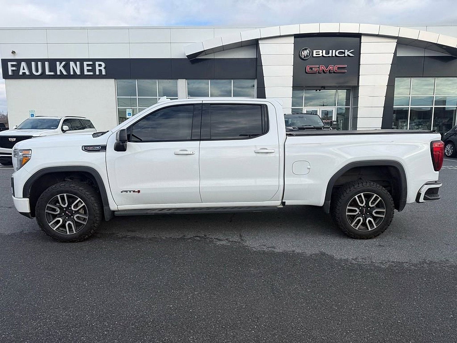 2021 GMC Sierra 1500 AT4