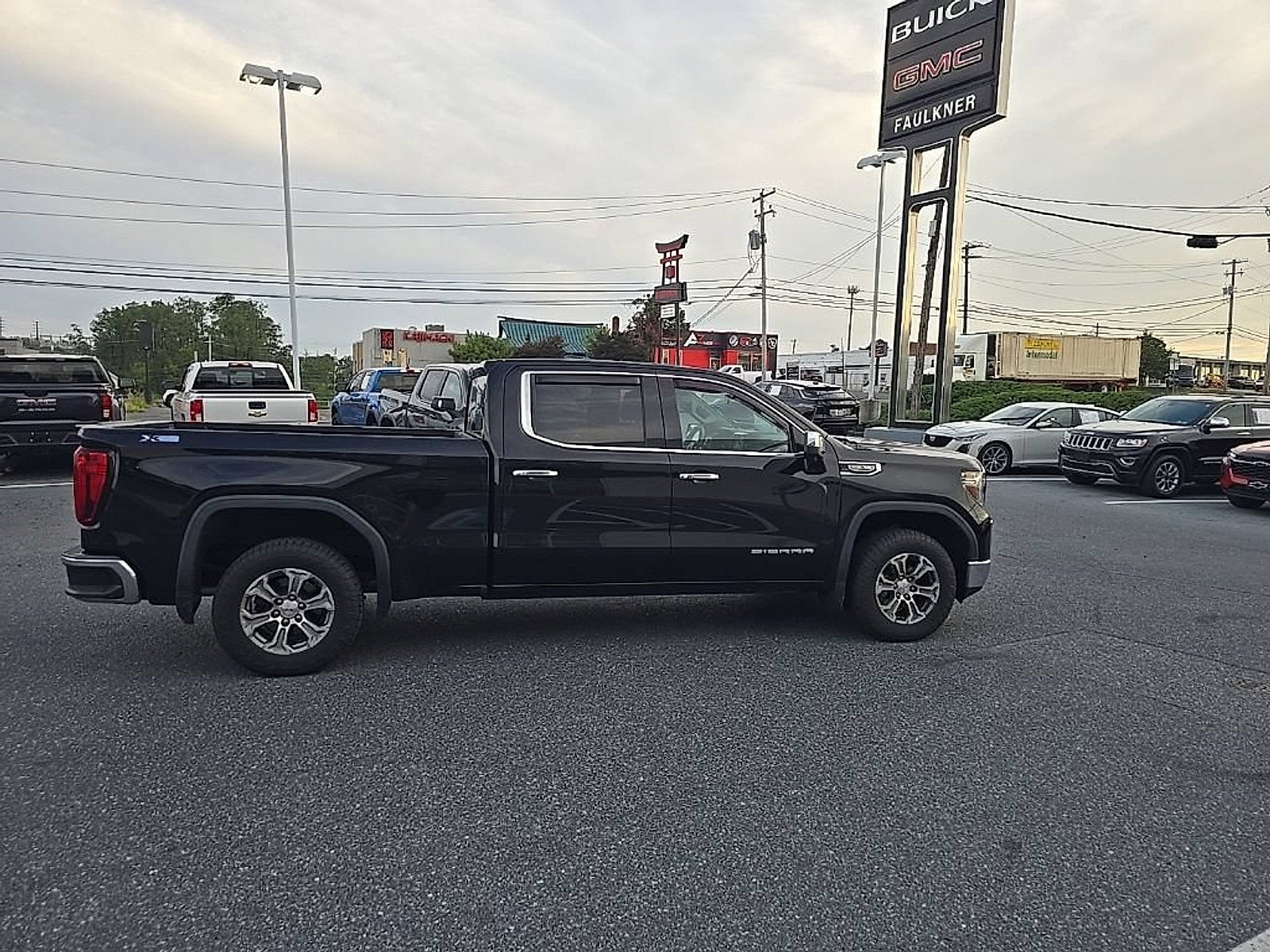 2020 GMC Sierra 1500 SLT
