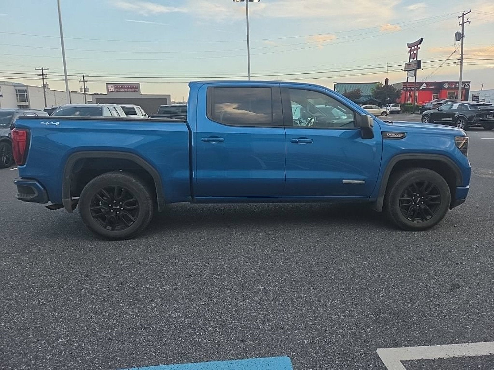 2023 GMC Sierra 1500 Elevation