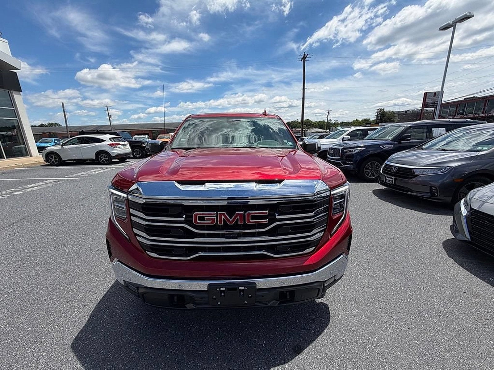 2024 GMC Sierra 1500 SLT