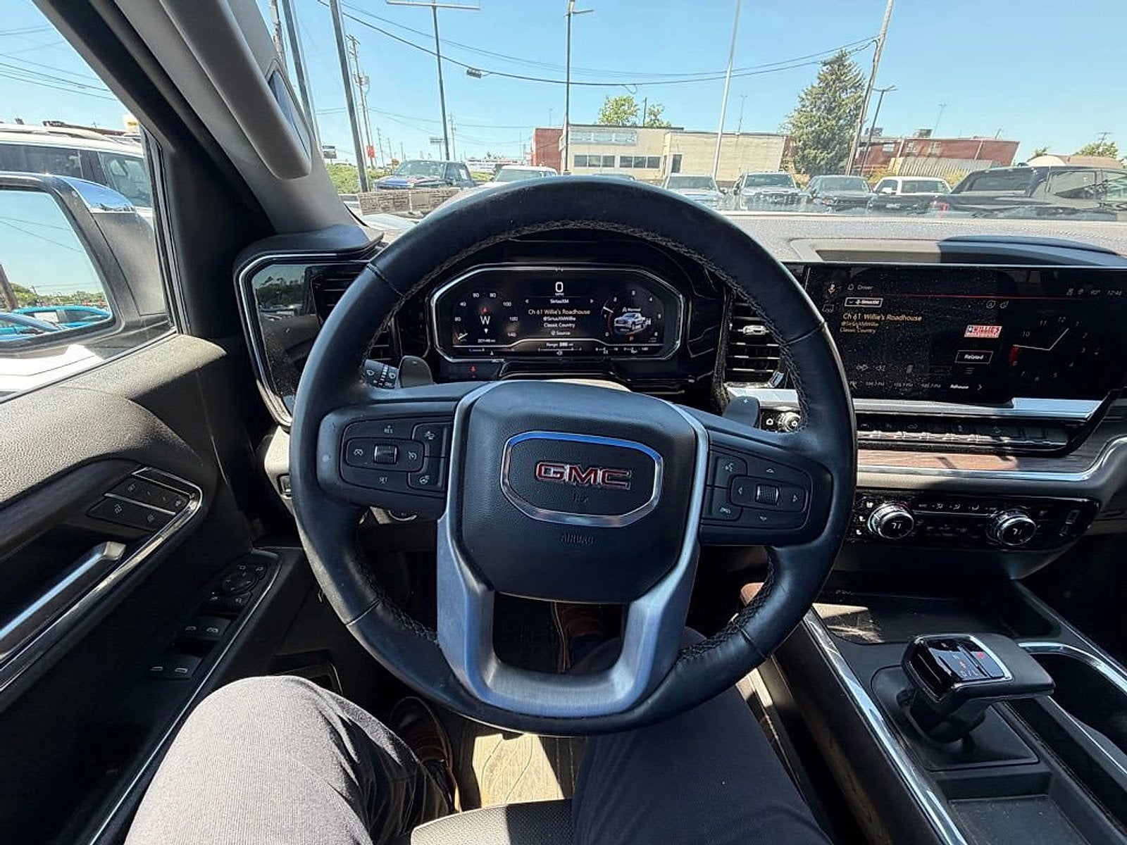 2023 GMC Sierra 1500 SLT