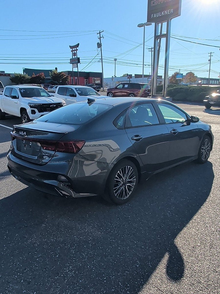 2023 Kia Forte GT-Line