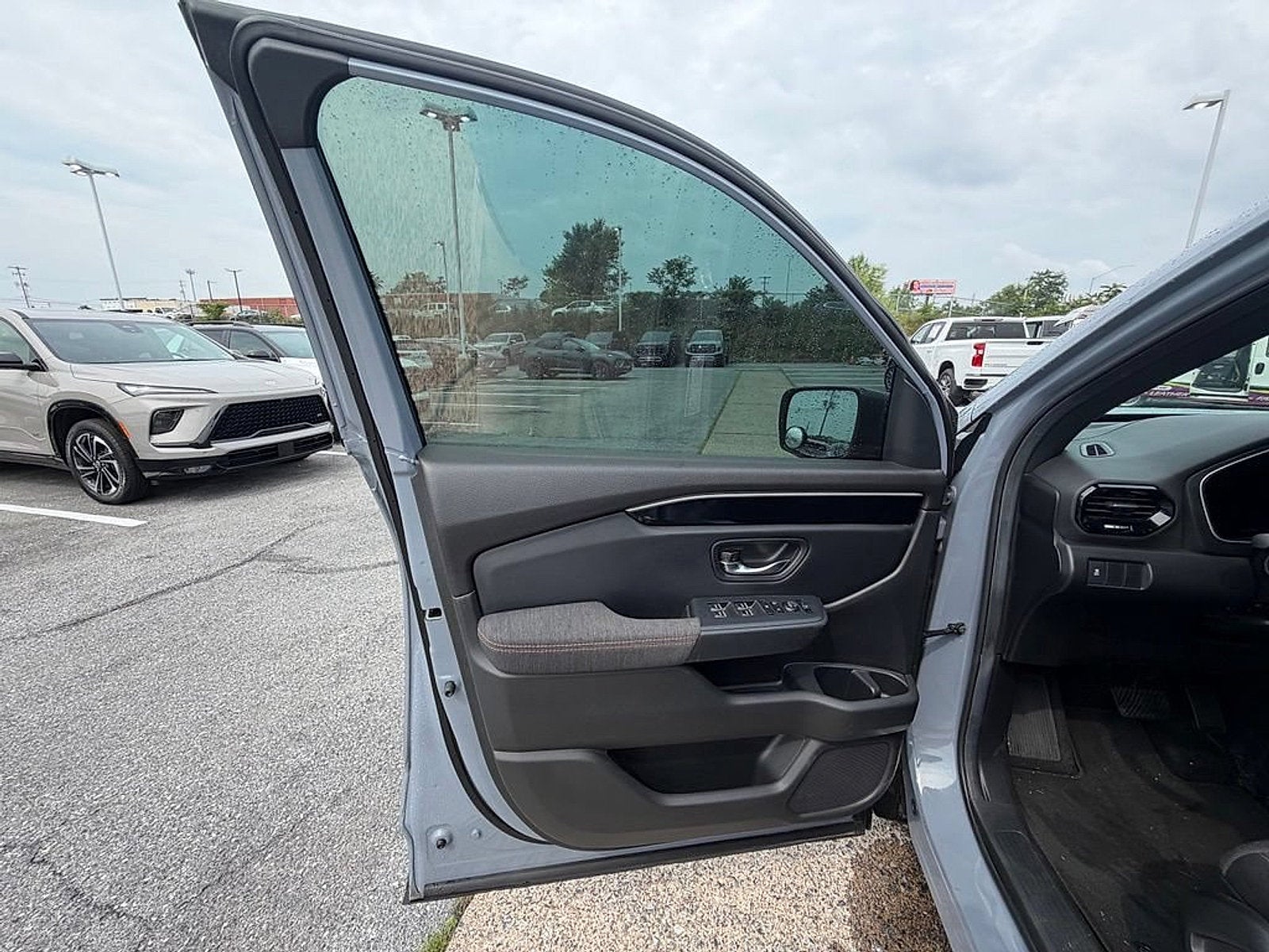 2025 Honda Pilot Sport
