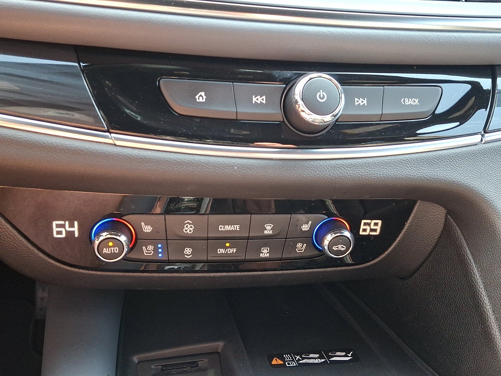 2023 Buick Enclave Premium