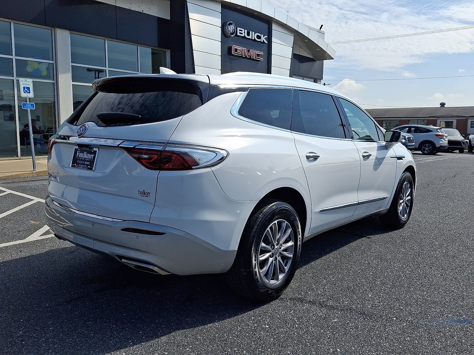 2023 Buick Enclave Premium