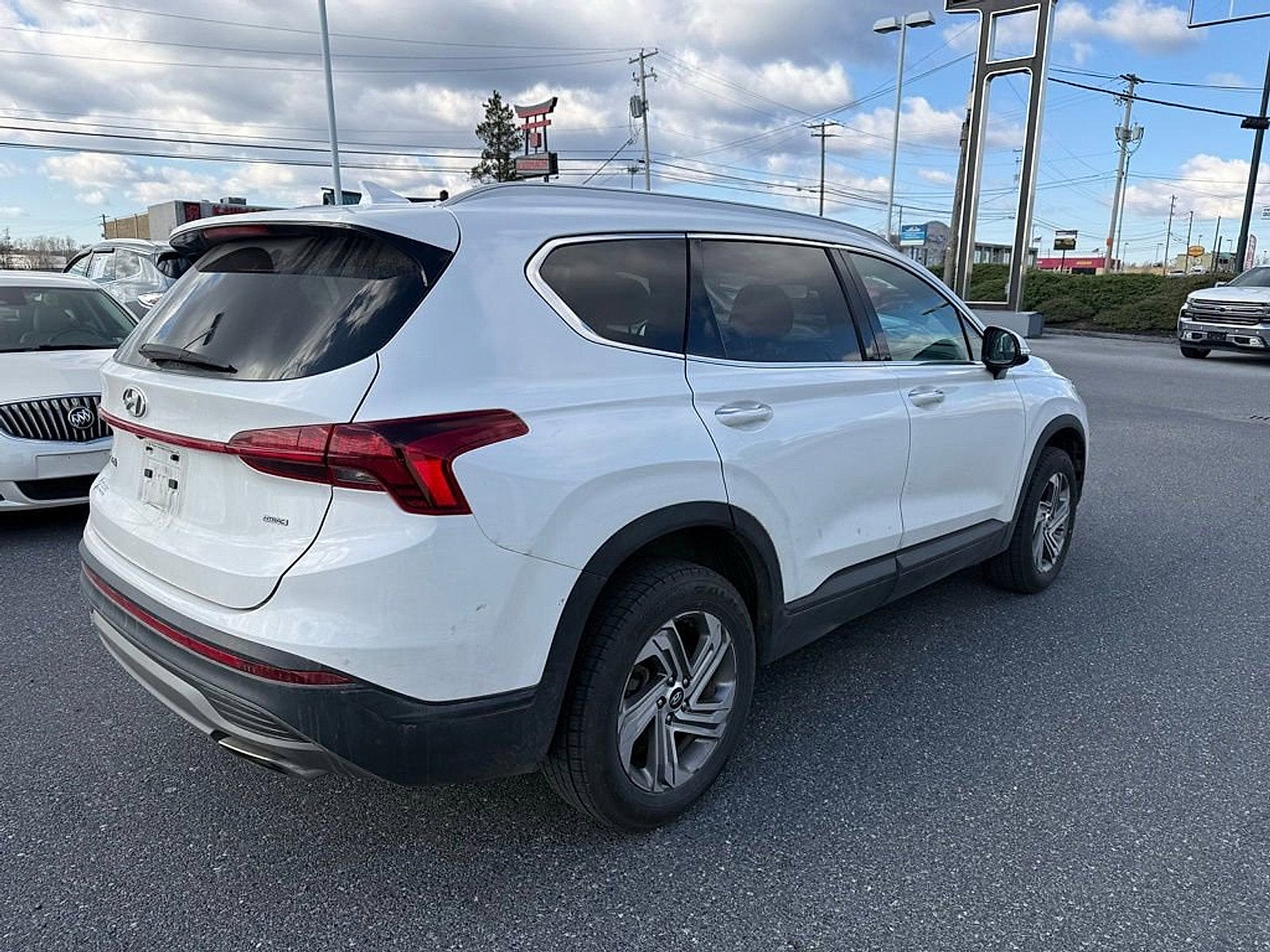 2023 Hyundai SANTA FE SEL