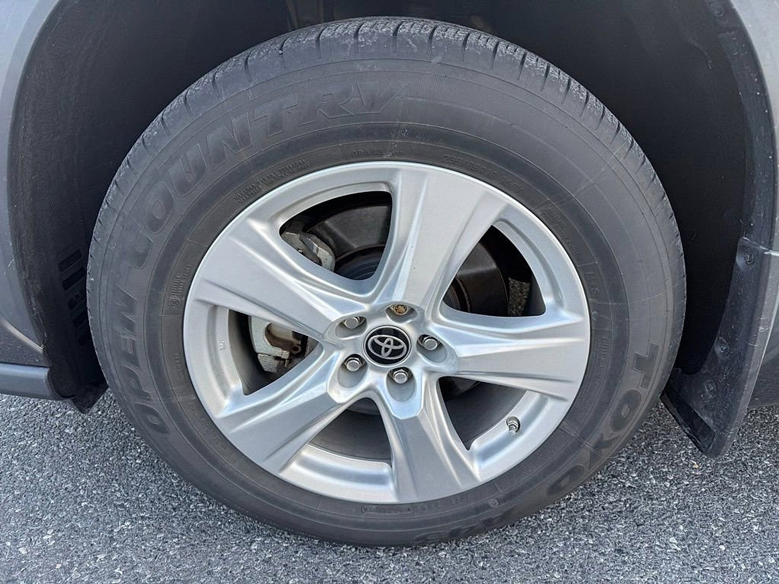 2022 Toyota Highlander L