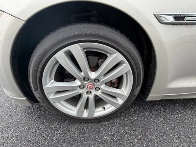 2016 Jaguar XJ R-Sport