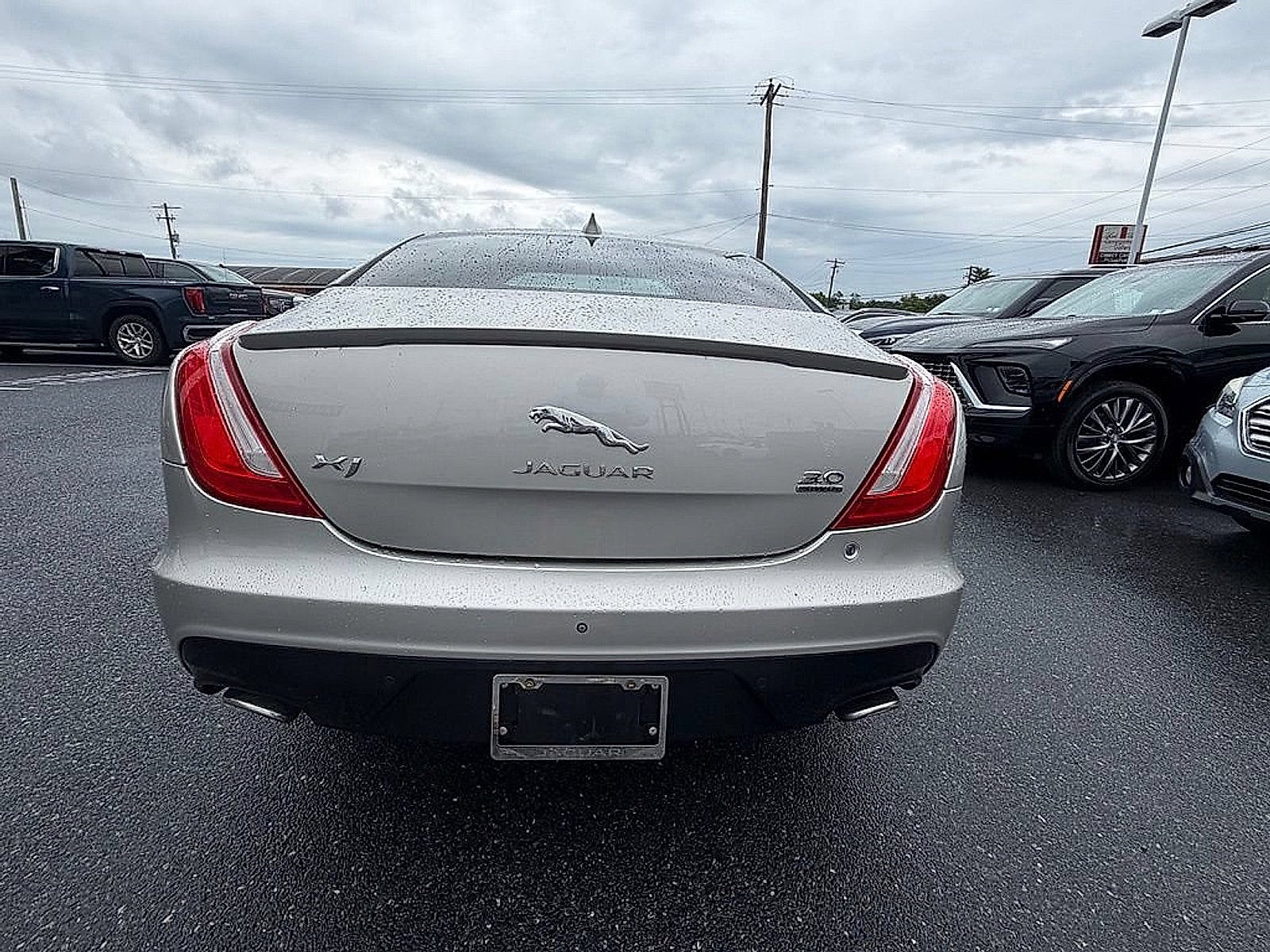 2016 Jaguar XJ R-Sport
