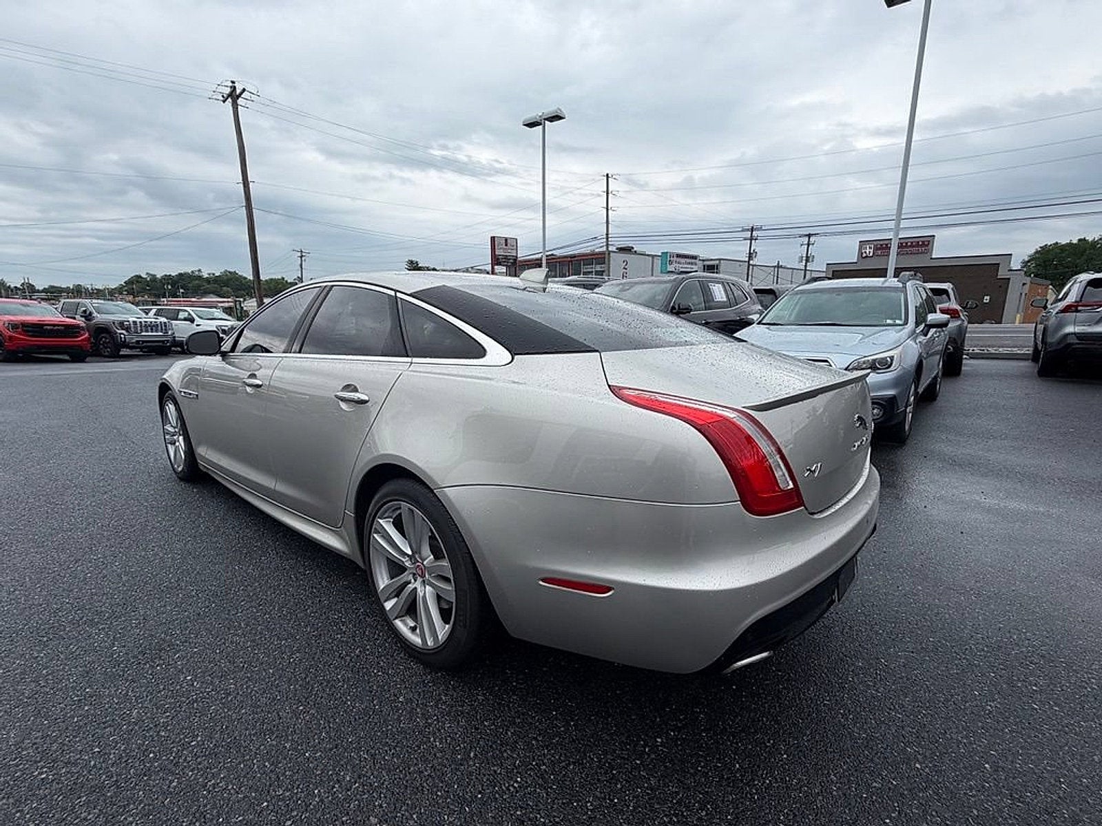 2016 Jaguar XJ R-Sport