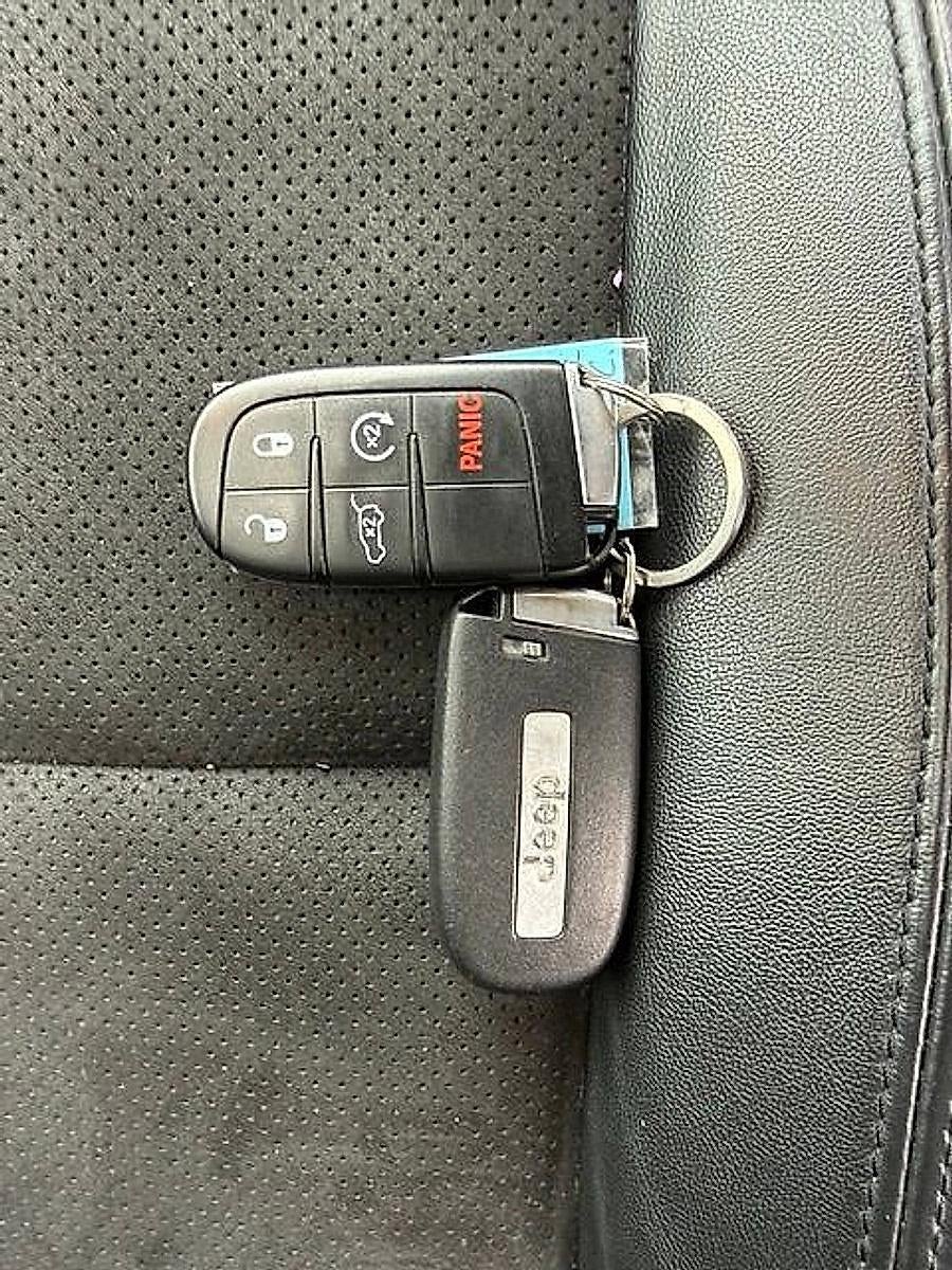 2021 Jeep Grand Cherokee Laredo X 4x4