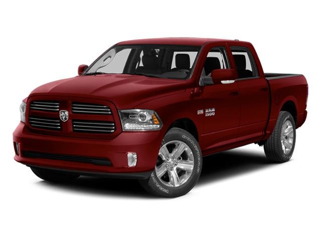 2014 RAM 1500 4WD Crew Cab 5.7 Ft Box Sport