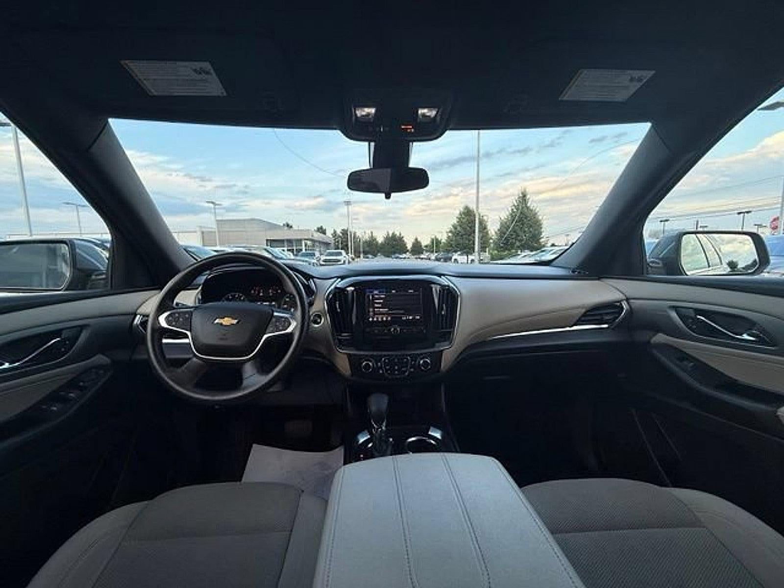 2023 Chevrolet Traverse FWD 1LS