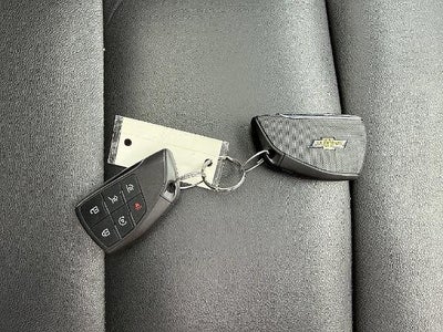 2025 Chevrolet Suburban 4WD LT
