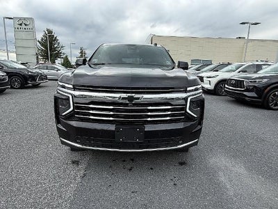 2025 Chevrolet Suburban 4WD LT