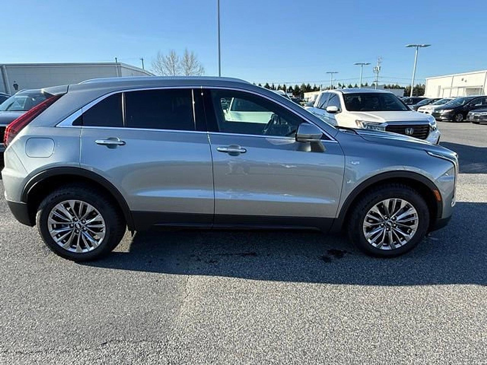 2025 Cadillac XT4 AWD 4dr Premium Luxury