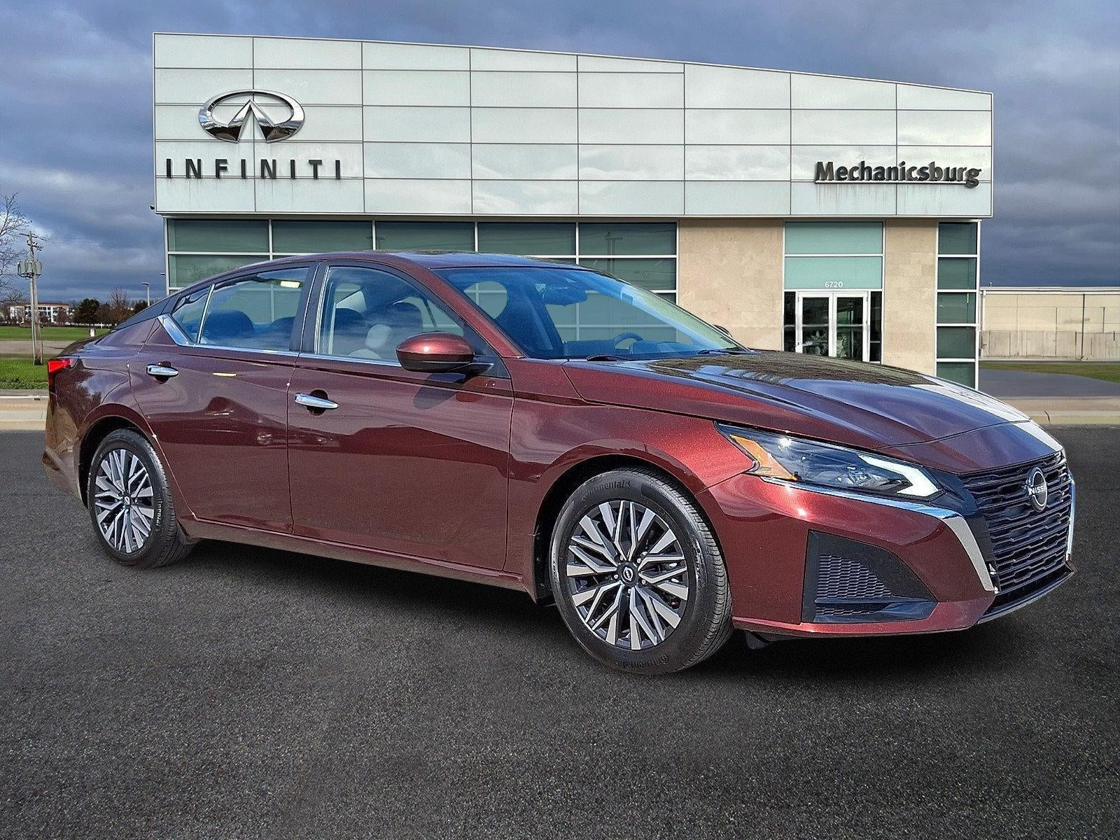2024 Nissan Altima 2.5 SV Sedan