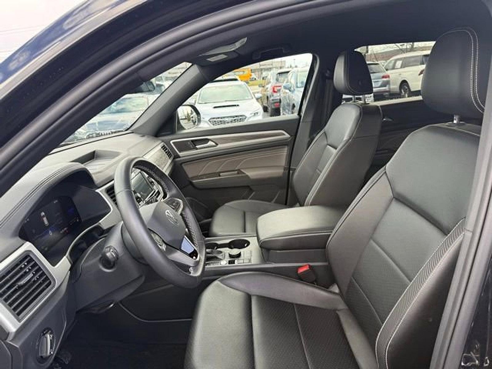 2023 Volkswagen Atlas Cross Sport 2.0T SE 4MOTION