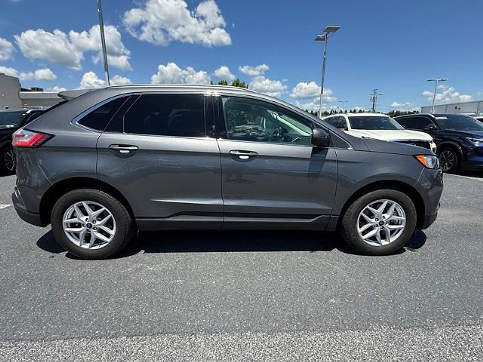 2022 Ford Edge SEL AWD