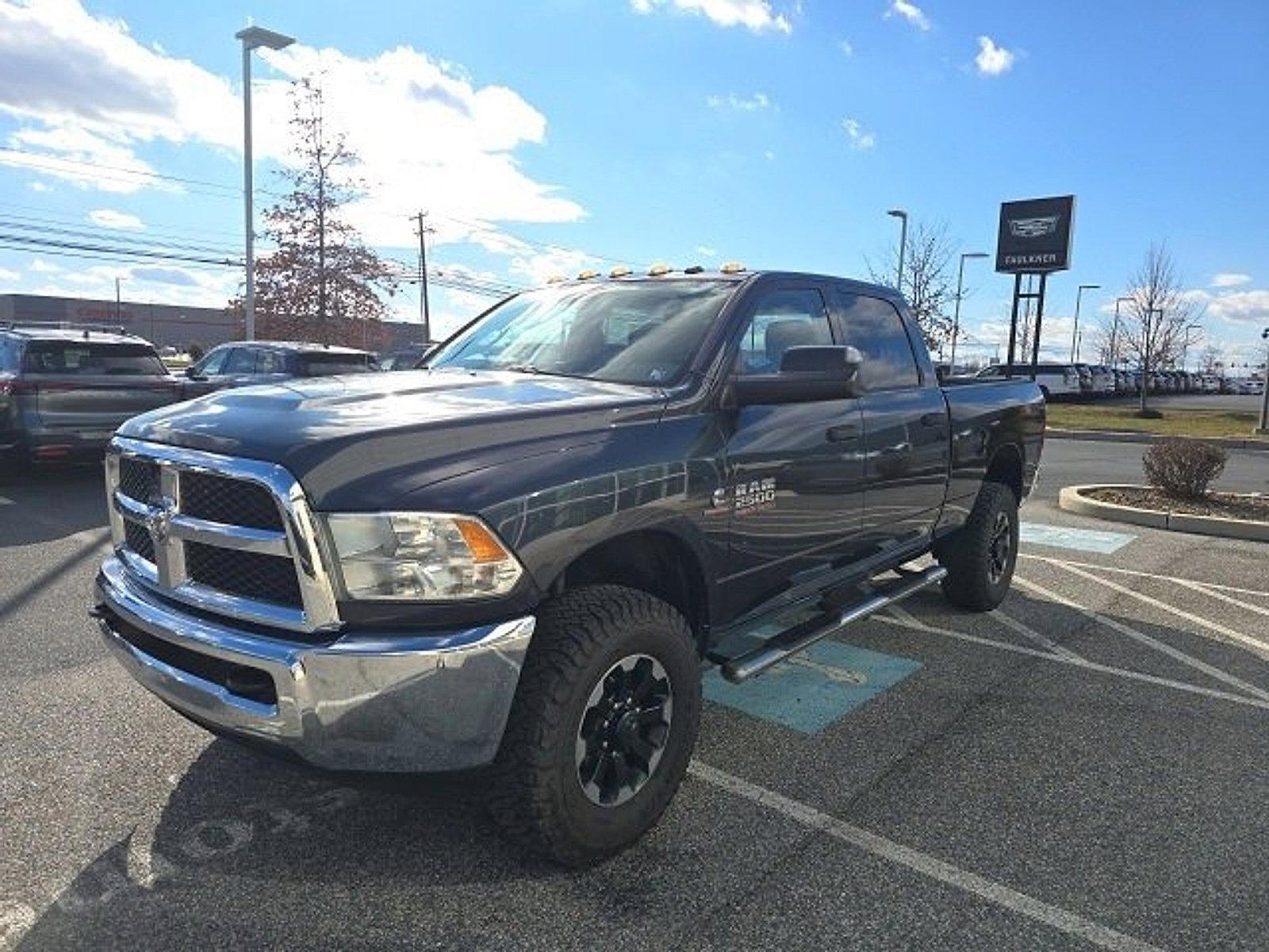 2014 RAM 2500 4WD Crew Cab 6.4 Ft Box Tradesman
