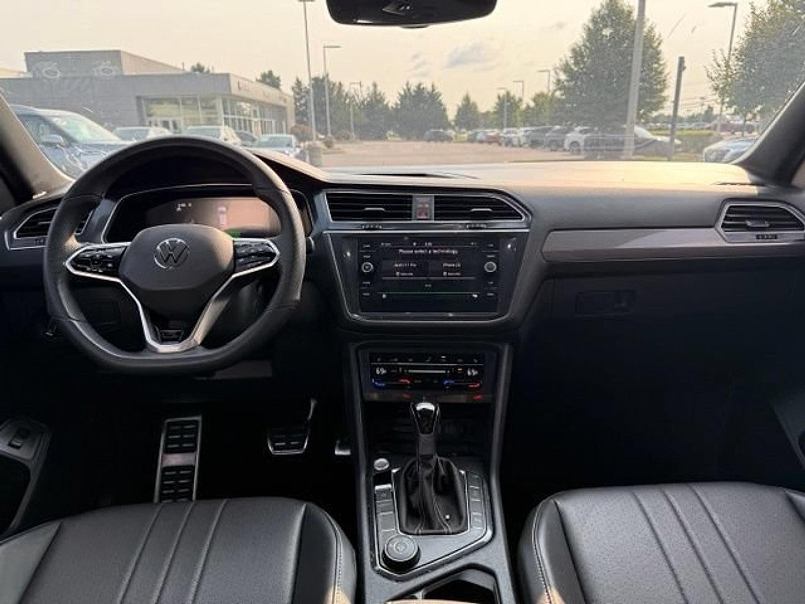 2024 Volkswagen Tiguan 2.0T SE R-Line Black 4MOTION