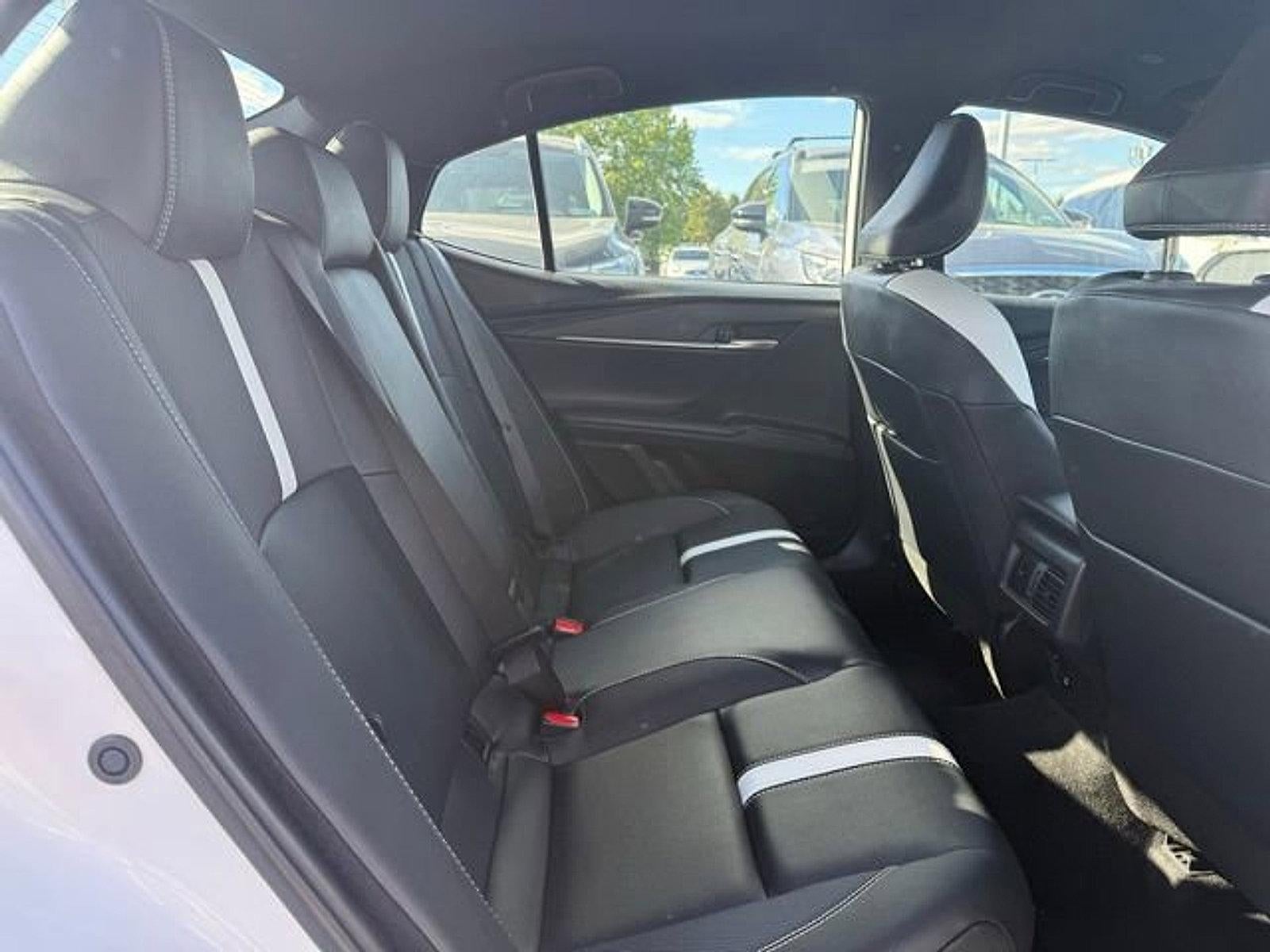 2026 Toyota Camry SE (SE)