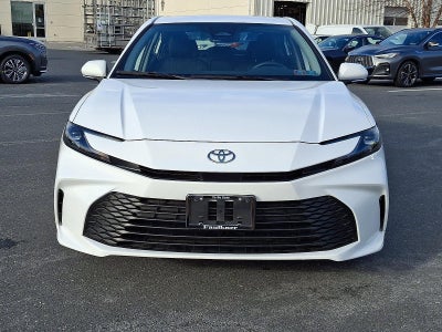 2025 Toyota Camry LE AWD (Natl)