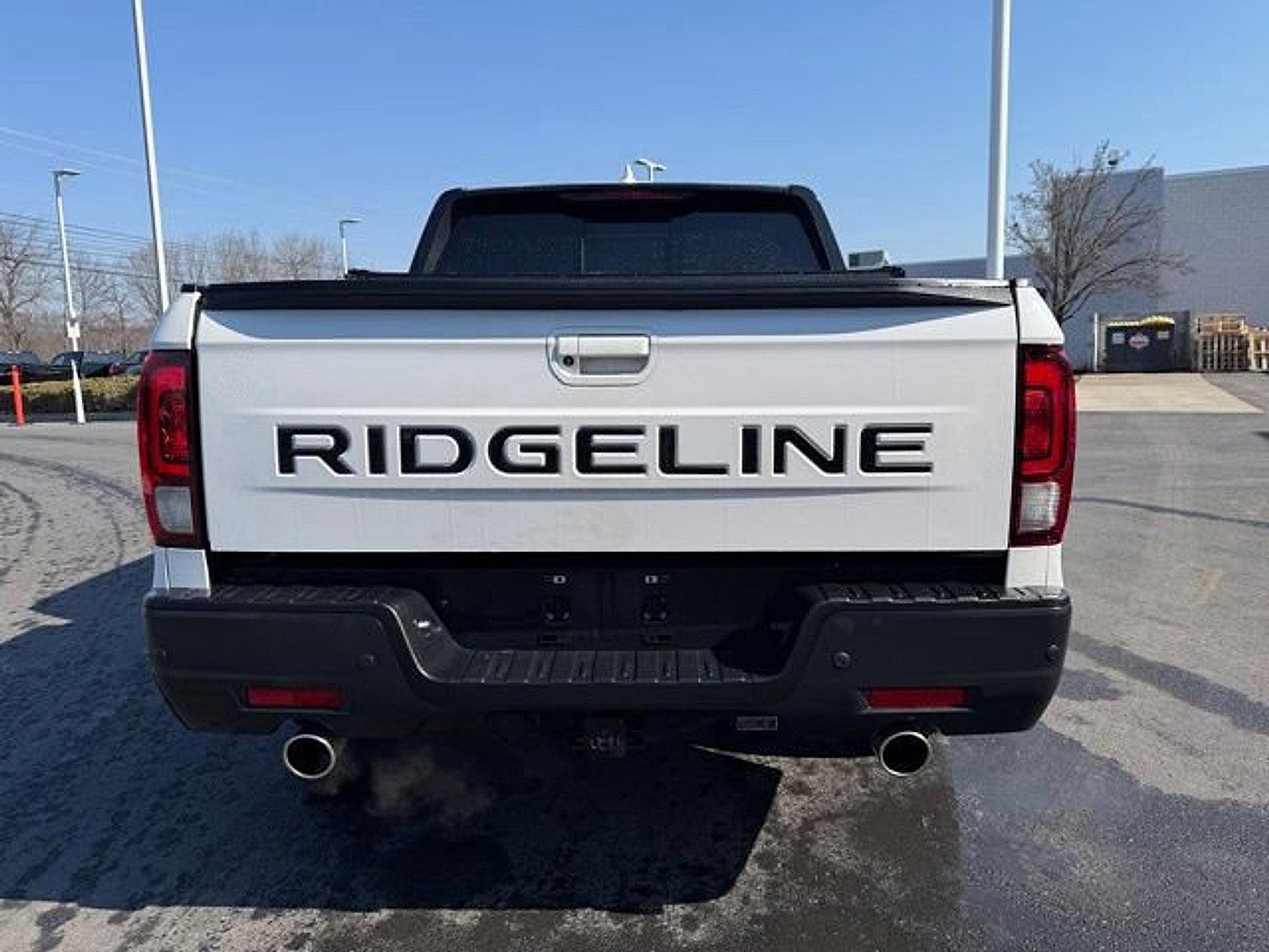 2025 Honda Ridgeline Black Edition AWD