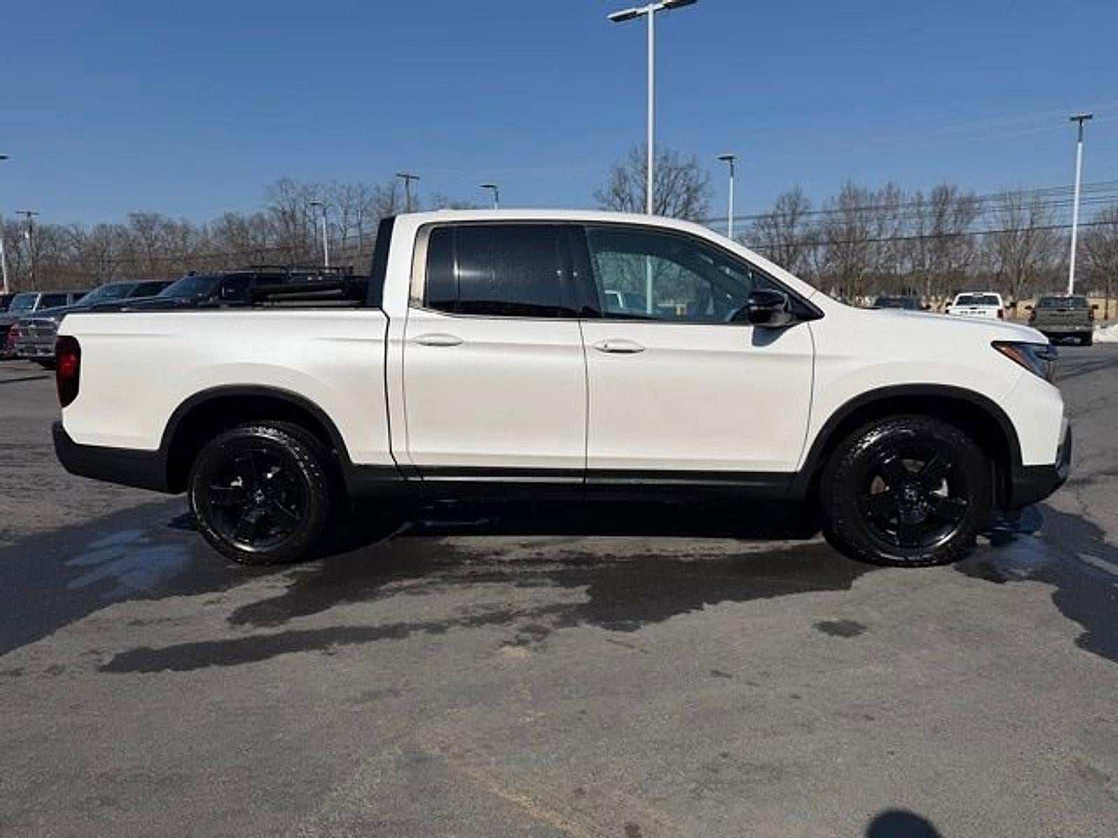 2025 Honda Ridgeline Black Edition AWD
