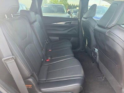 2023 INFINITI QX60 LUXE AWD